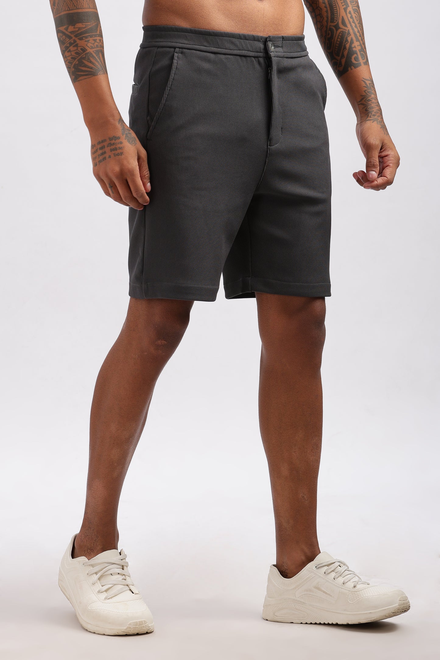 TEXTURED SHORTS