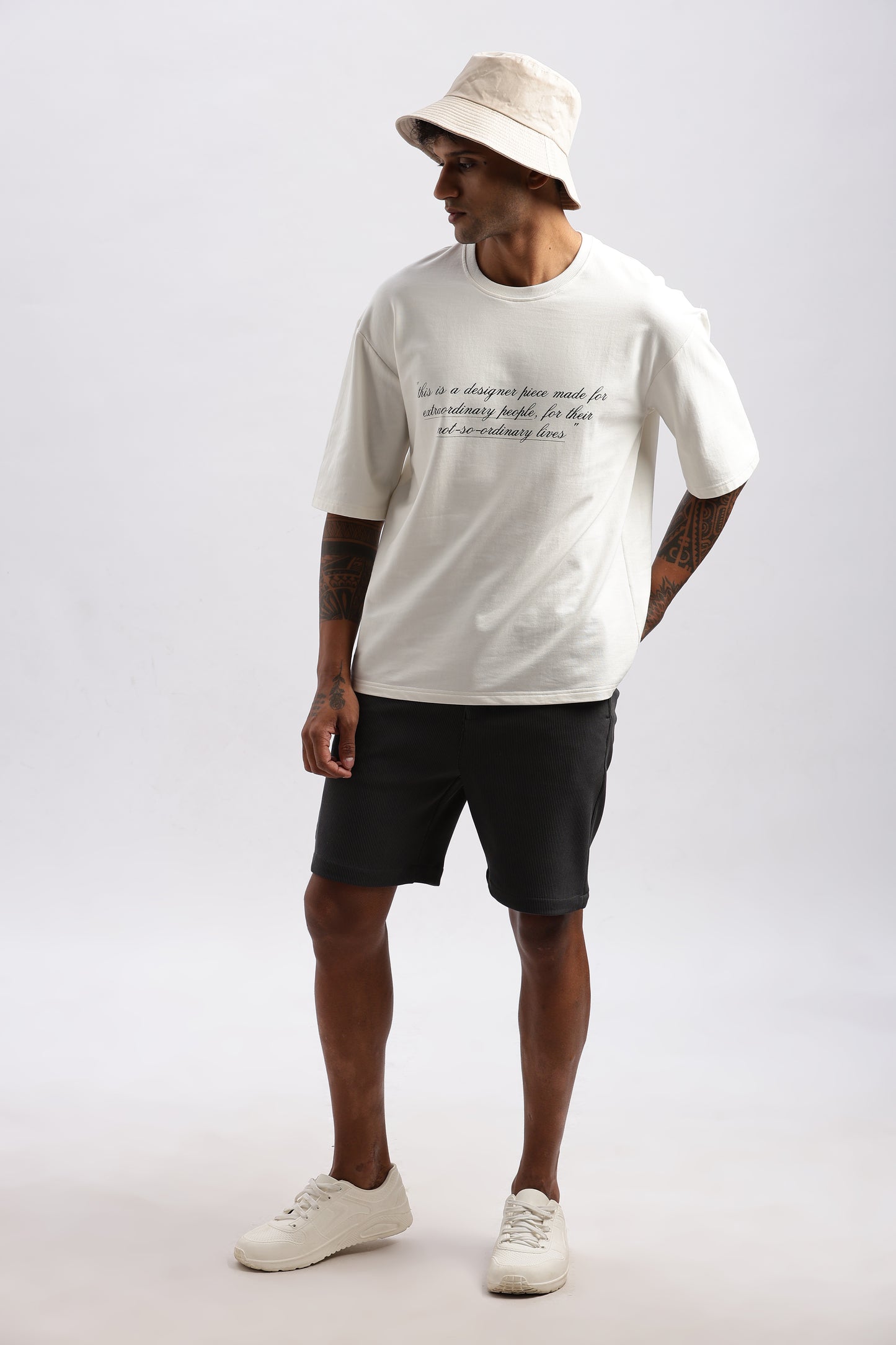 TEXTURED SHORTS