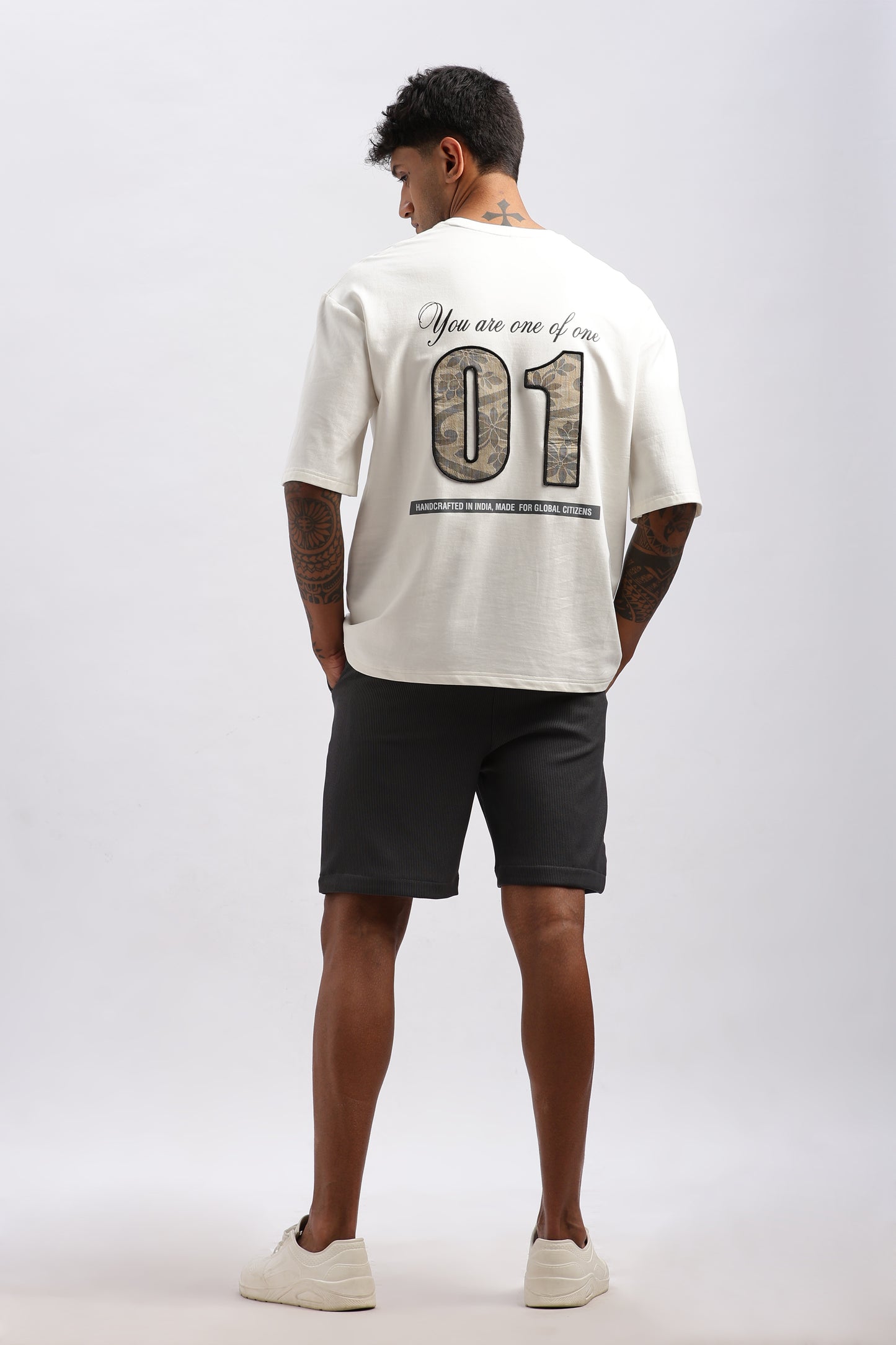 TEXTURED SHORTS