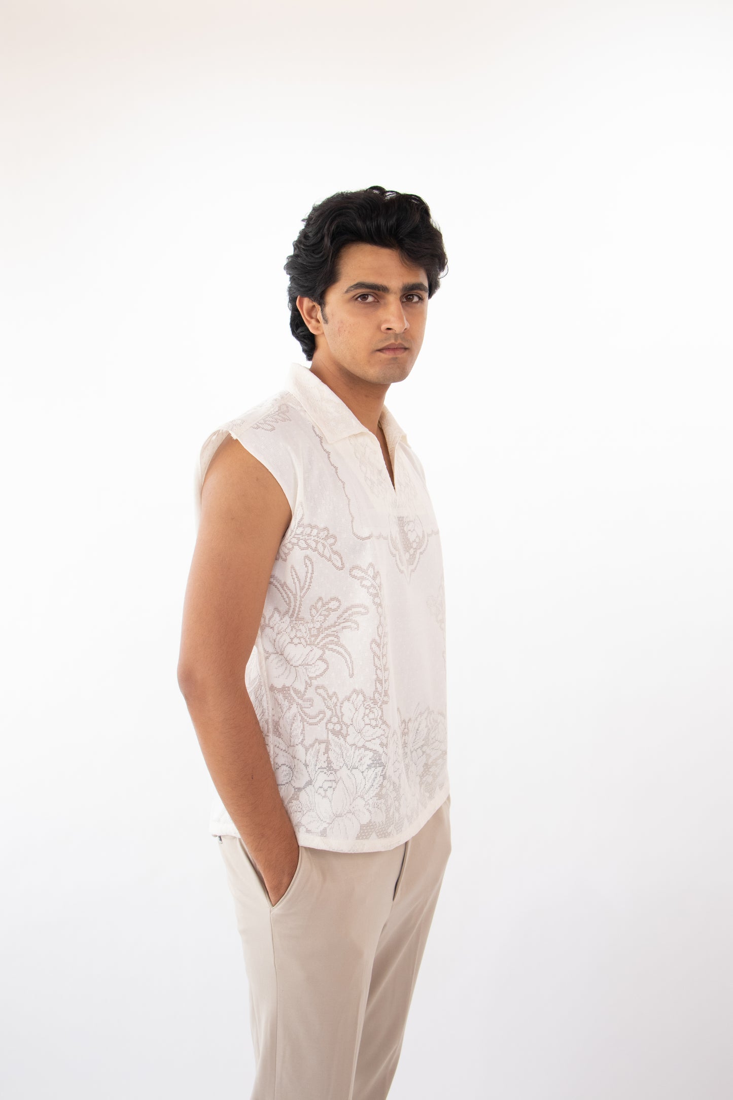 1 OF 1 TABLE CLOTH SUMMER VEST