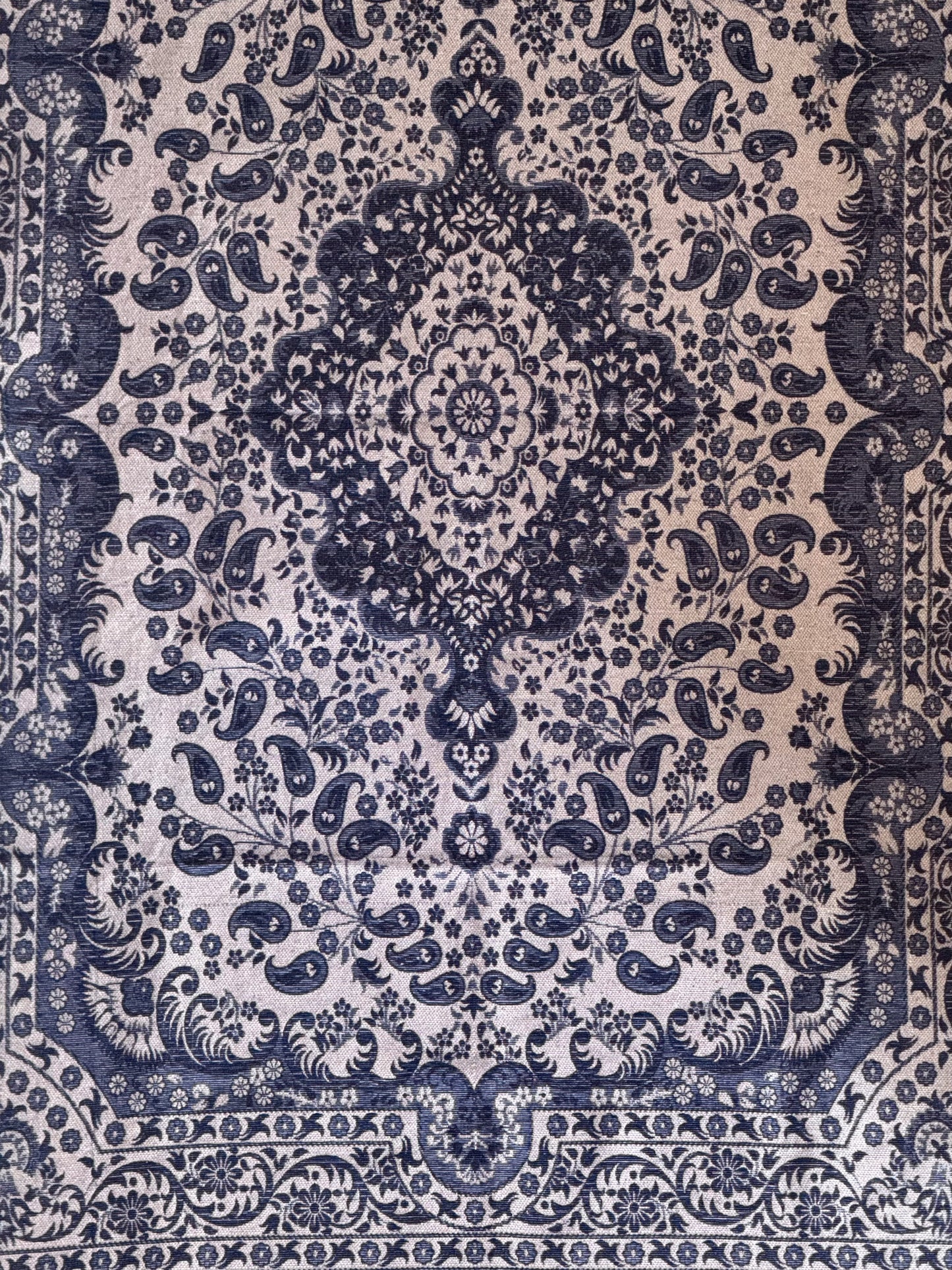 THE 1 OF 1 CROP CARPET SHIRT