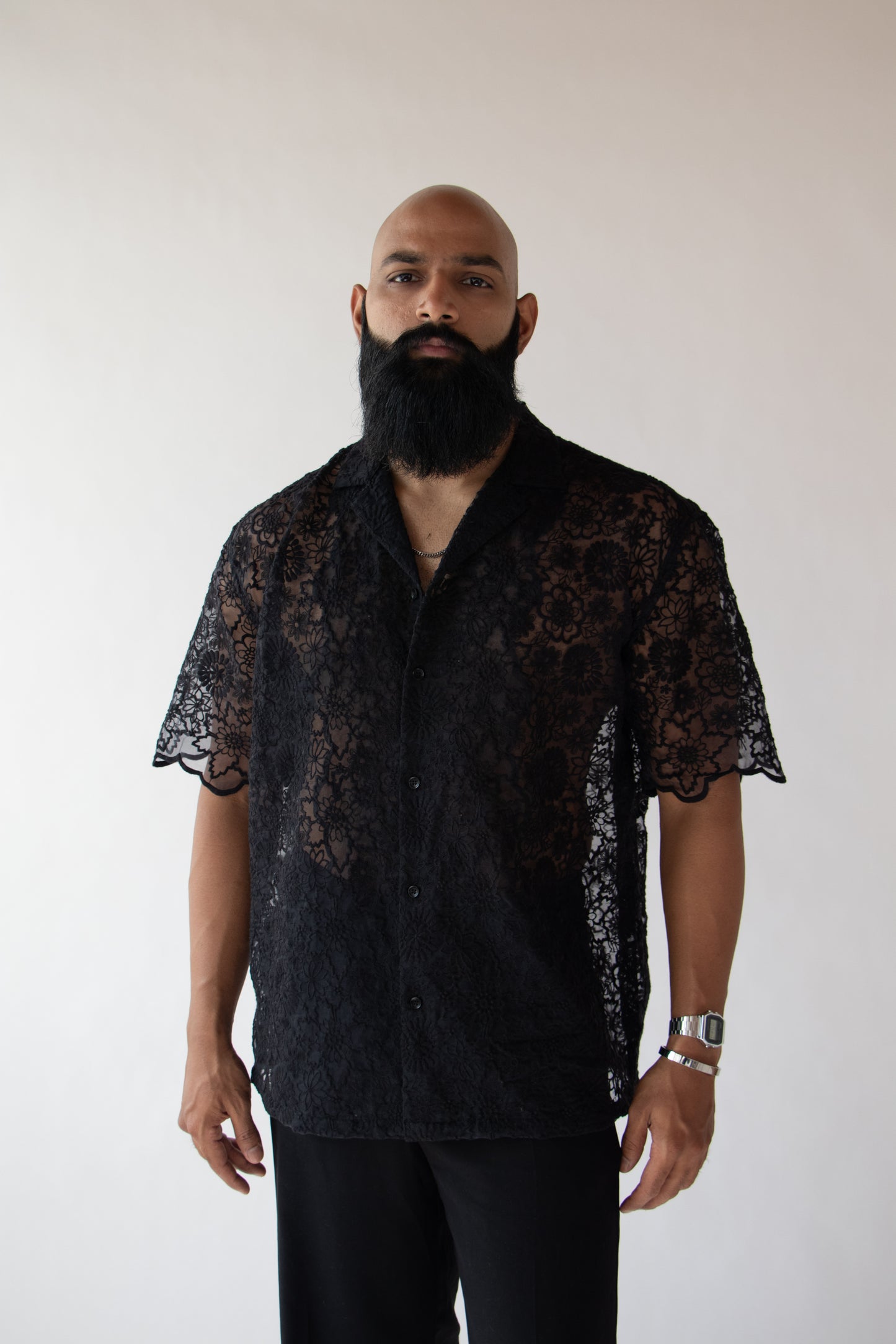 1 OF 10  THE EMBROIDERED CURTAIN SHIRT