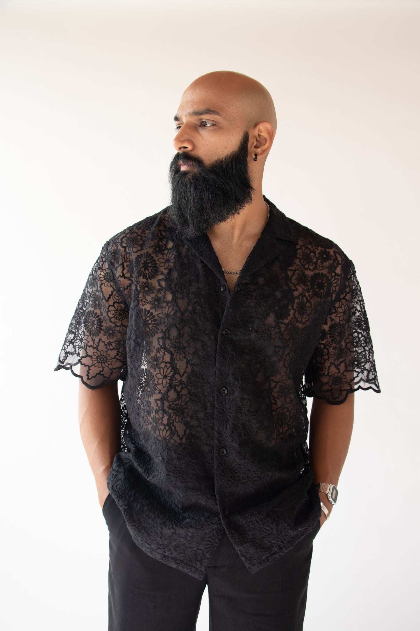 1 OF 10  THE EMBROIDERED CURTAIN SHIRT