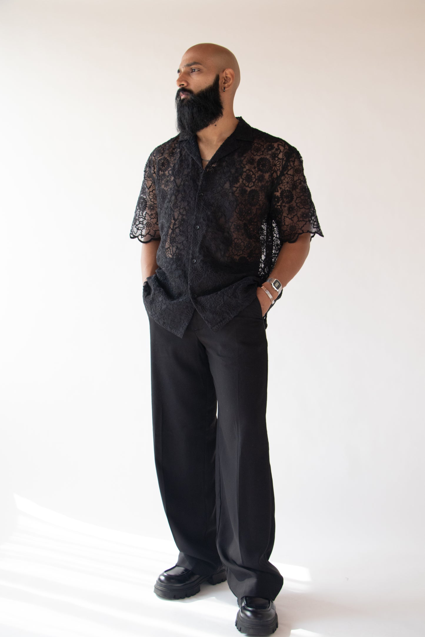 1 OF 10  THE EMBROIDERED CURTAIN SHIRT