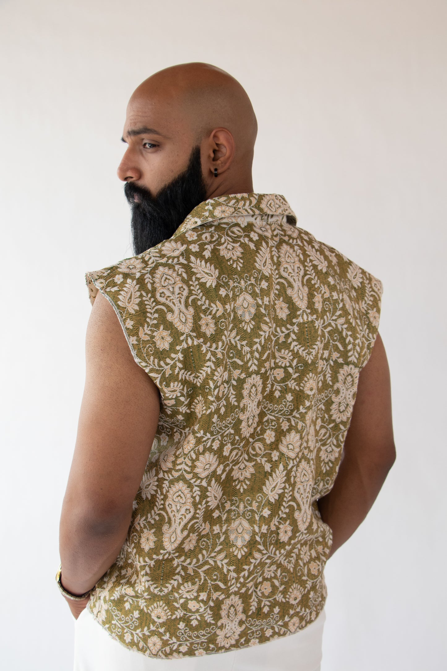 1 OF 1 REVERSIBLE SUMMER VEST