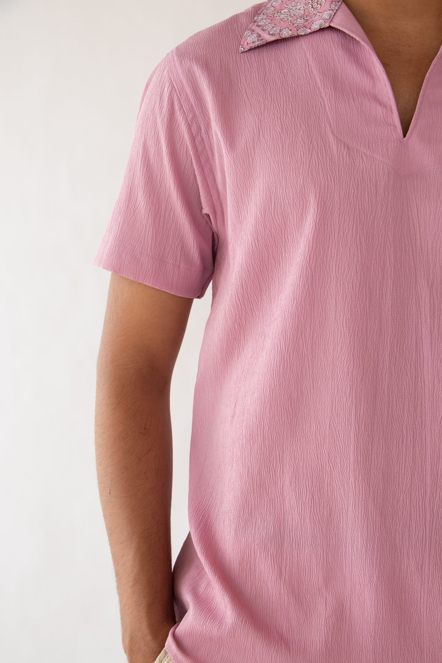 1 OF 10 CRUSHED DESIGNER T-SHIRT
