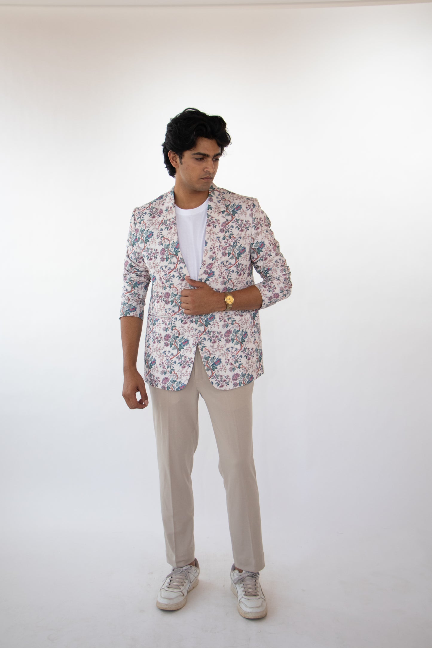 1 OF 1 EMBROIDERED DESIGNER BLAZER