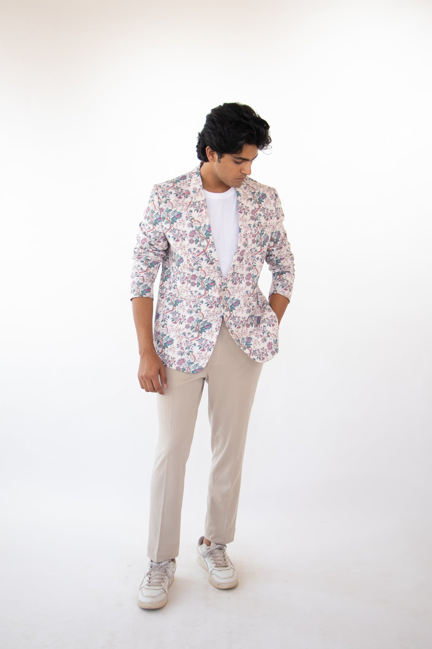 1 OF 1 EMBROIDERED DESIGNER BLAZER