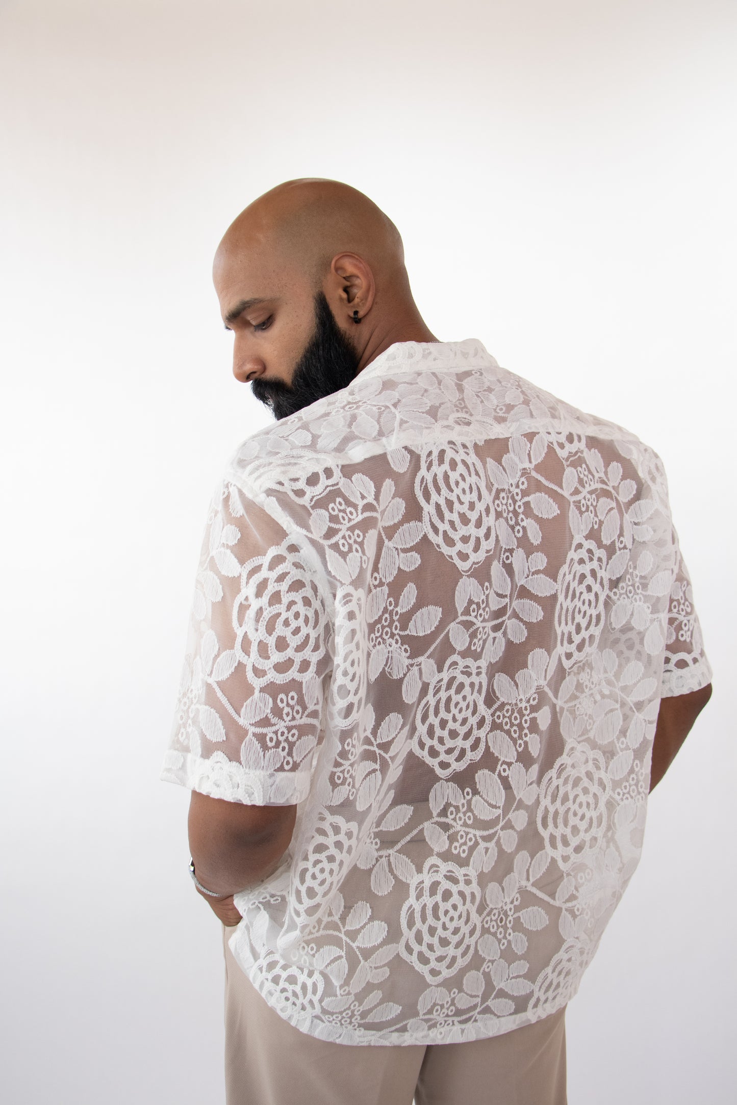 1 OF 3 WHITE CURTAIN SHIRT