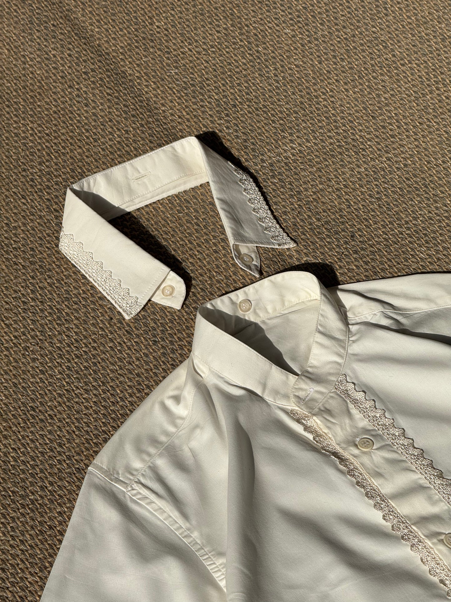 1 OF 10 DAYLIGHT SHIRT | DETACHABLE COLLAR