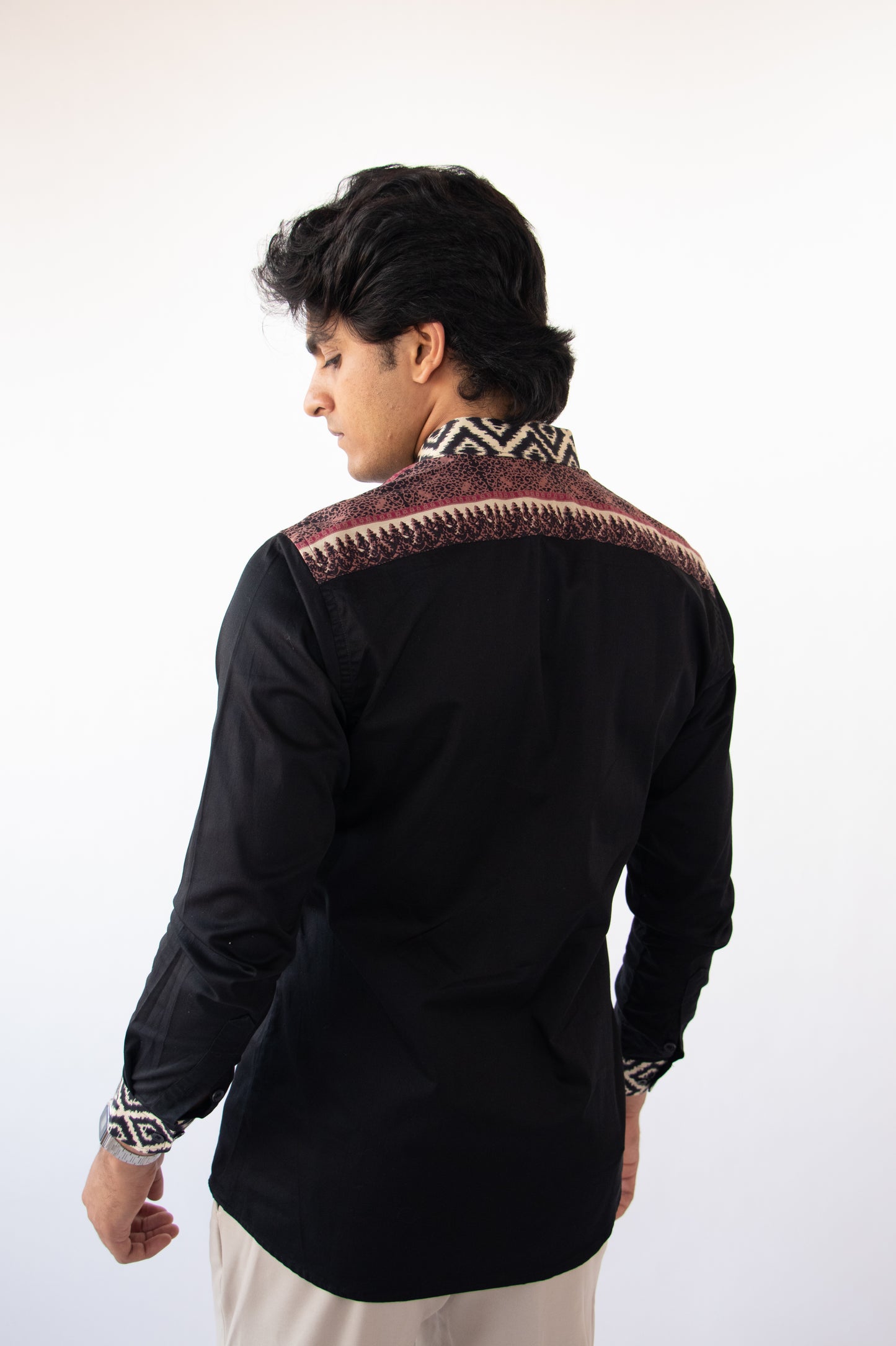 1 OF 10  DESIGNER BUTTON-DOWN SHIRT